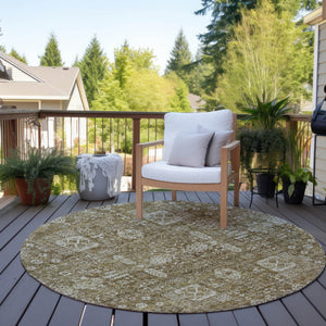 Homeroots 3' Artichoke Green & Ivory Oriental Washable Area Rug - Durable Indoor/Outdoor Design For Every Space 8' Round Polyester 579603