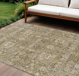 Homeroots 3' Artichoke Green & Ivory Oriental Washable Area Rug - Durable Indoor/Outdoor Design For Every Space 8' X 10' Polyester 579604