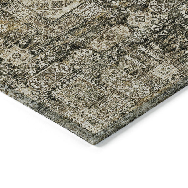 Homeroots 3' Artichoke Green & Ivory Oriental Washable Area Rug - Durable Indoor/Outdoor Design For Every Space 5' X 8' Polyester 579614