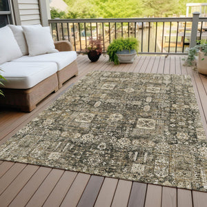 Homeroots 3' Artichoke Green & Ivory Oriental Washable Area Rug - Durable Indoor/Outdoor Design For Every Space 8' X 10' Polyester 579616