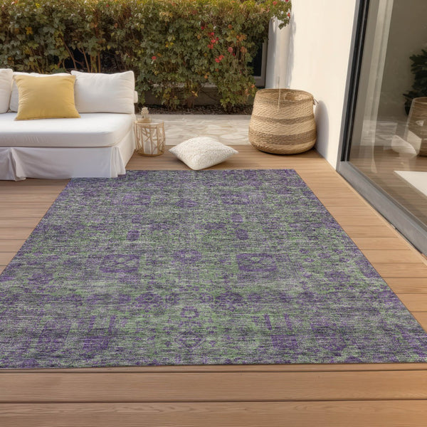 Homeroots 3' Artichoke Green & Ivory Oriental Washable Area Rug - Durable Indoor/Outdoor Design For Every Space 5' X 8' Polyester 579620