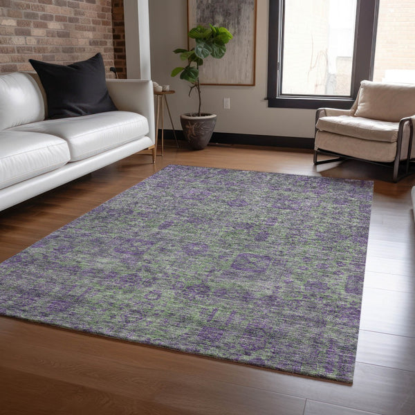 Homeroots 3' Artichoke Green & Ivory Oriental Washable Area Rug - Durable Indoor/Outdoor Design For Every Space 8' X 10' Polyester 579622