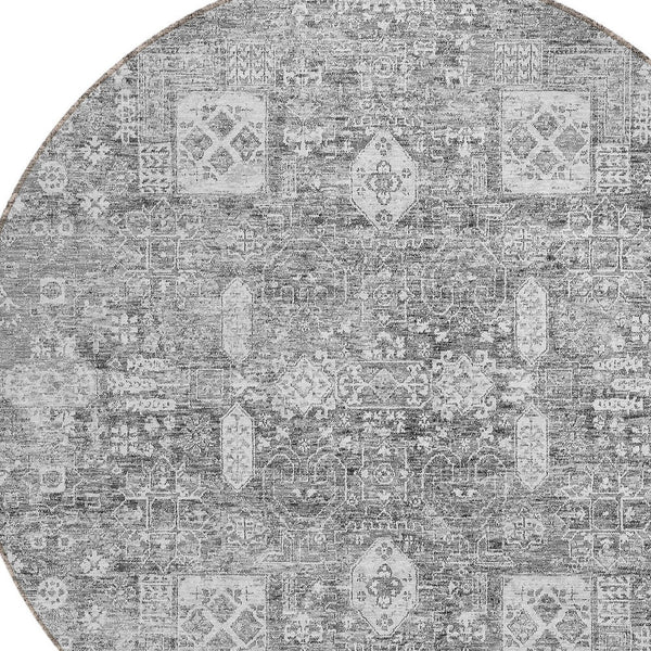 Homeroots 3' Artichoke Green & Ivory Oriental Washable Area Rug - Durable Indoor/Outdoor Design For Every Space 8' Round Polyester 579627
