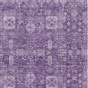 Homeroots 3' Artichoke Green & Ivory Oriental Washable Area Rug - Durable Indoor/Outdoor Design For Every Space 5' X 8' Polyester 579656