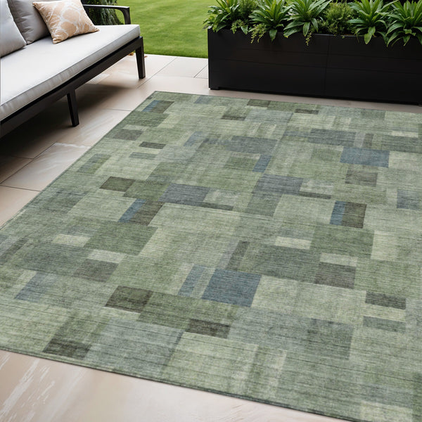 Homeroots 3' Geometric Washable Indoor Outdoor Area Rug In Green And Mint – Stylish, Durable, And Versatile! 5' X 8' Polyester 579668