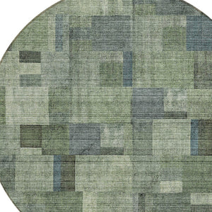 Homeroots 3' Geometric Washable Indoor Outdoor Area Rug In Green And Mint – Stylish, Durable, And Versatile! 8' Round Polyester 579669