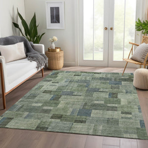 Homeroots 3' Geometric Washable Indoor Outdoor Area Rug In Green And Mint – Stylish, Durable, And Versatile! 10' X 14' Polyester 579672