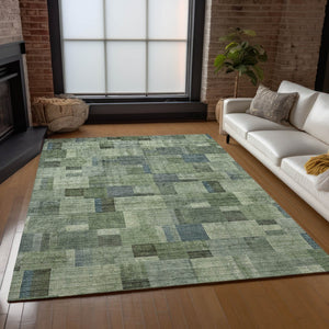 Homeroots 3' Geometric Washable Indoor Outdoor Area Rug In Green And Mint – Stylish, Durable, And Versatile! 10' X 14' Polyester 579672