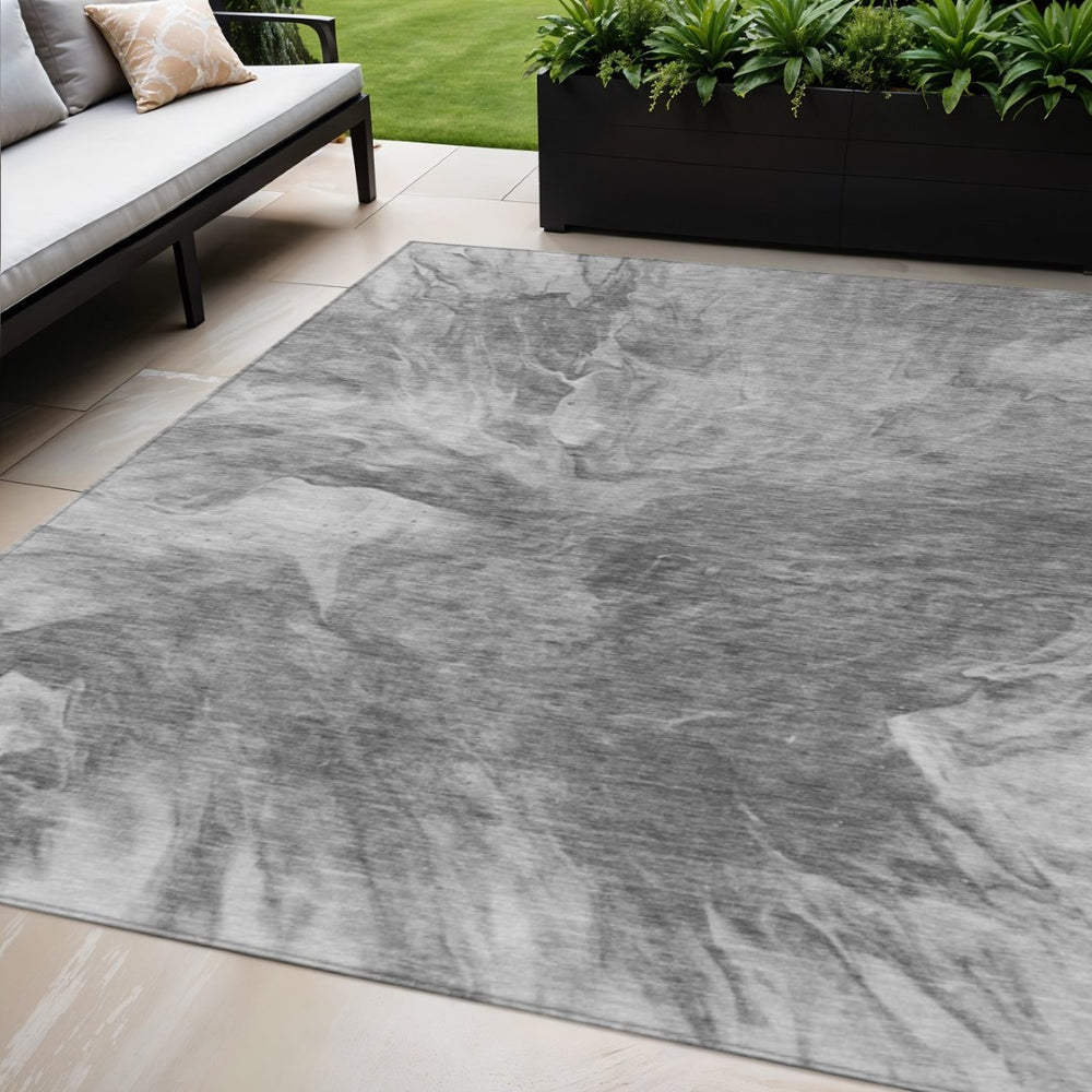 HomeRoots 5' Abstract Gray Silver Charcoal Area Rug - Stylish, Washable, Indoor-Outdoor Versatile Decor Solution 5' X 8' 579716