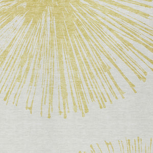 Homeroots 3' Artichoke Green And Ivory Abstract Washable Area Rug For Stylish Indoor Outdoor Spaces 5' X 8' Polyester 579752