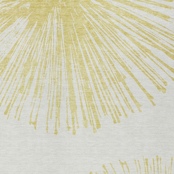 Homeroots 3' Artichoke Green And Ivory Abstract Washable Area Rug For Stylish Indoor Outdoor Spaces 5' X 8' Polyester 579752