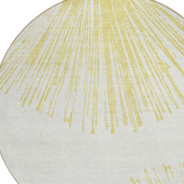 Homeroots 3' Artichoke Green And Ivory Abstract Washable Area Rug For Stylish Indoor Outdoor Spaces 8' Round Polyester 579753