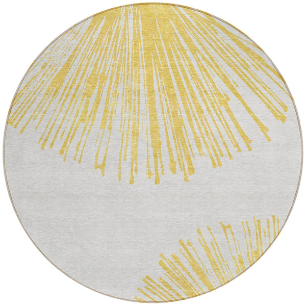 Homeroots 3' Artichoke Green And Ivory Abstract Washable Area Rug For Stylish Indoor Outdoor Spaces 8' Round Polyester 579771