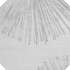 Homeroots 3' Artichoke Green And Ivory Abstract Washable Area Rug For Stylish Indoor Outdoor Spaces 8' Round Polyester 579777