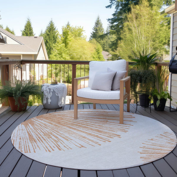 Homeroots 3' Artichoke Green And Ivory Abstract Washable Area Rug For Stylish Indoor Outdoor Spaces 8' Round Polyester 579783