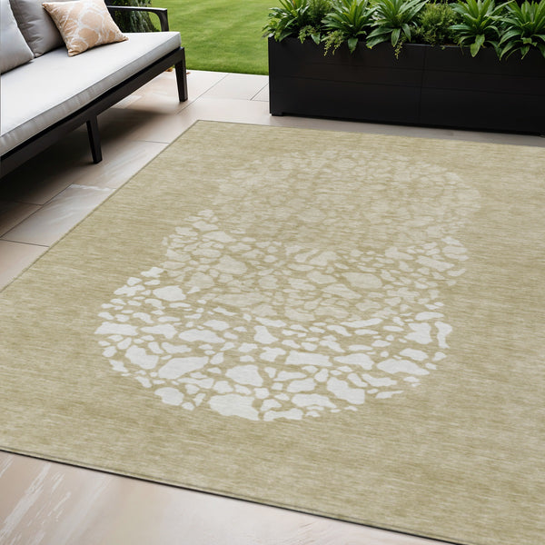 Homeroots 3' Beige Tan And Taupe Abstract Washable Area Rug For Indoor And Outdoor High Traffic Spaces 5' X 8' Polyester 579788