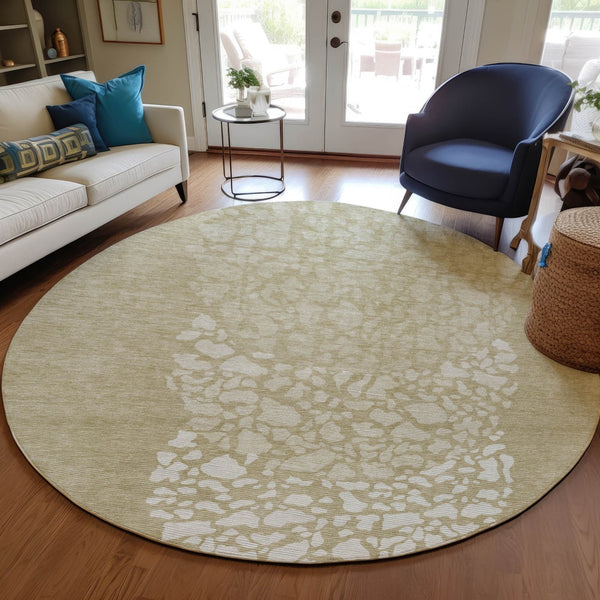 Homeroots 3' Beige Tan And Taupe Abstract Washable Area Rug For Indoor And Outdoor High Traffic Spaces 8' Round Polyester 579789