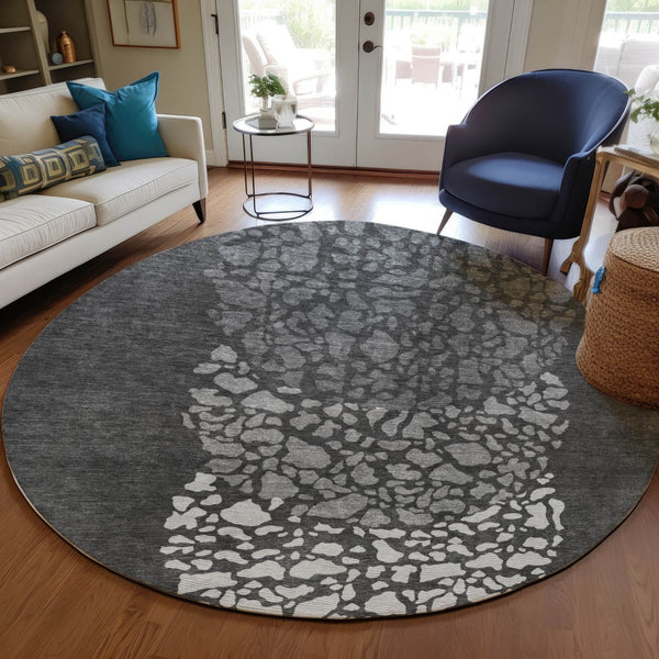 Homeroots 3' Beige Tan And Taupe Abstract Washable Area Rug For Indoor And Outdoor High Traffic Spaces 8' Round Polyester 579795