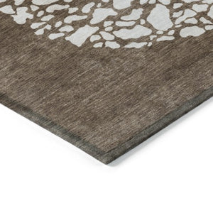 Homeroots 3' Beige Tan And Taupe Abstract Washable Area Rug For Indoor And Outdoor High Traffic Spaces 3' X 5' Polyester 579799
