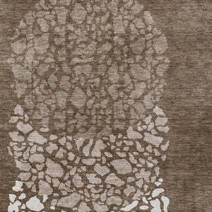 Homeroots 3' Beige Tan And Taupe Abstract Washable Area Rug For Indoor And Outdoor High Traffic Spaces 3' X 5' Polyester 579799