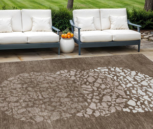 Homeroots 3' Beige Tan And Taupe Abstract Washable Area Rug For Indoor And Outdoor High Traffic Spaces 9' X 12' Polyester 579803