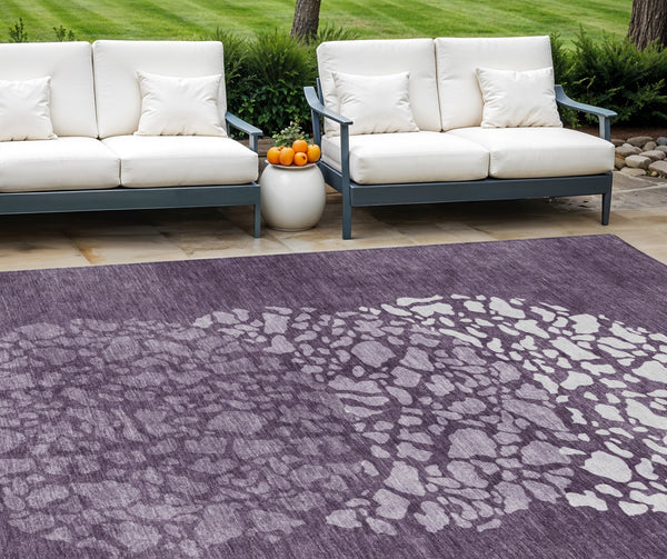 Homeroots 3' Beige Tan And Taupe Abstract Washable Area Rug For Indoor And Outdoor High Traffic Spaces 10' X 14' Polyester 579810