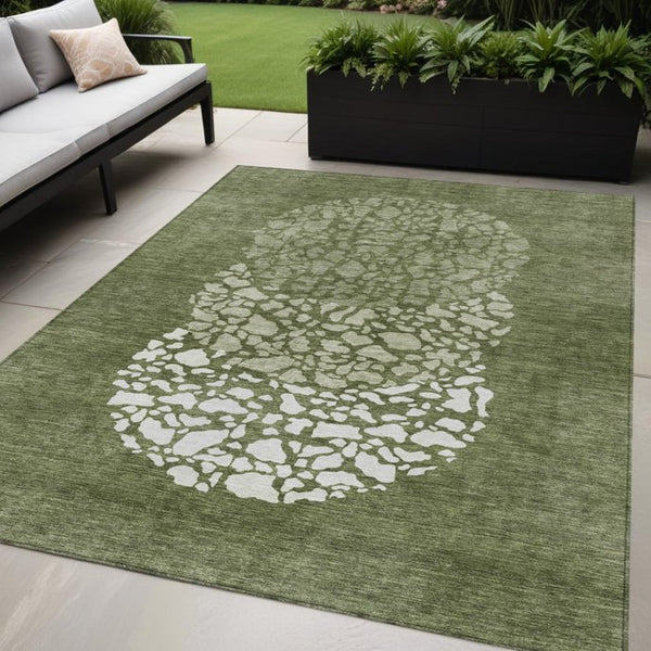 Homeroots 3' Beige Tan And Taupe Abstract Washable Area Rug For Indoor And Outdoor High Traffic Spaces 5' X 8' Polyester 579812