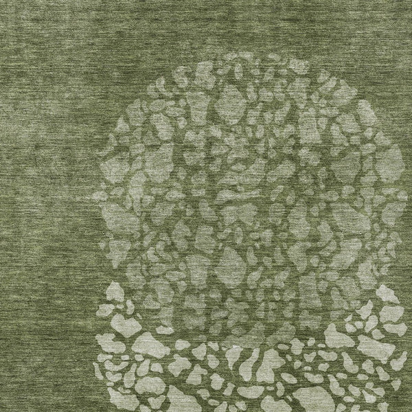 Homeroots 3' Beige Tan And Taupe Abstract Washable Area Rug For Indoor And Outdoor High Traffic Spaces 5' X 8' Polyester 579812