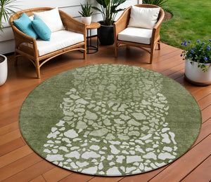 Homeroots 3' Beige Tan And Taupe Abstract Washable Area Rug For Indoor And Outdoor High Traffic Spaces 8' Round Polyester 579813
