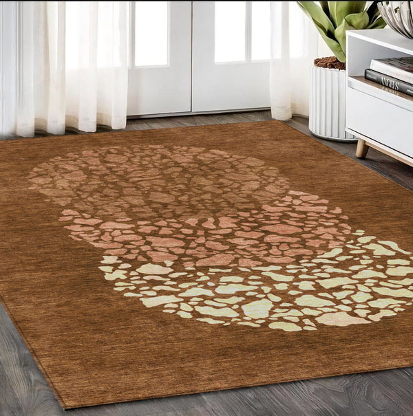 Homeroots 3' Beige Tan And Taupe Abstract Washable Area Rug For Indoor And Outdoor High Traffic Spaces 5' X 8' Polyester 579818