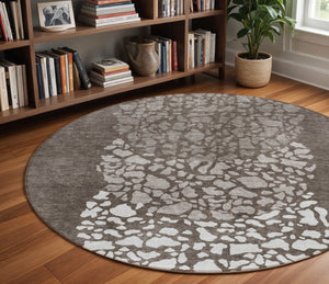 Homeroots 3' Beige Tan And Taupe Abstract Washable Area Rug For Indoor And Outdoor High Traffic Spaces 8' Round Polyester 579825