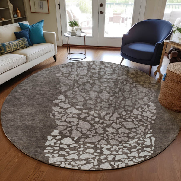 Homeroots 3' Beige Tan And Taupe Abstract Washable Area Rug For Indoor And Outdoor High Traffic Spaces 8' Round Polyester 579825