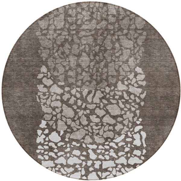 Homeroots 3' Beige Tan And Taupe Abstract Washable Area Rug For Indoor And Outdoor High Traffic Spaces 8' Round Polyester 579825