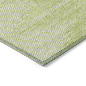 Homeroots 3' Stylish Artichoke Green Ivory Abstract Washable Area Rug For Indoor And Outdoor Spaces 5' X 8' Polyester 579872