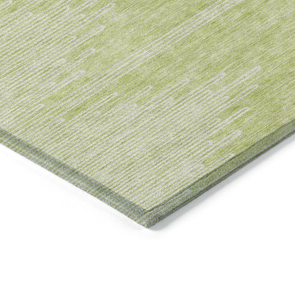 Homeroots 3' Stylish Artichoke Green Ivory Abstract Washable Area Rug For Indoor And Outdoor Spaces 5' X 8' Polyester 579872