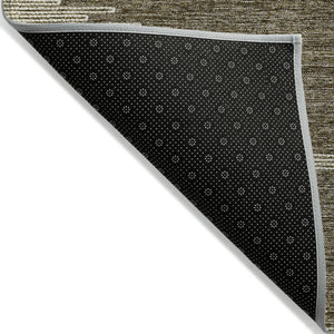 Homeroots 3' Stylish Artichoke Green Ivory Abstract Washable Area Rug For Indoor And Outdoor Spaces 5' X 8' Polyester 579890