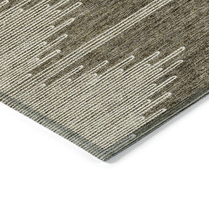 Homeroots 3' Stylish Artichoke Green Ivory Abstract Washable Area Rug For Indoor And Outdoor Spaces 5' X 8' Polyester 579890