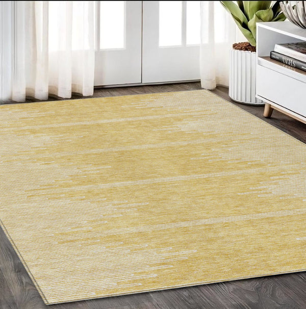 Homeroots 3' Stylish Artichoke Green Ivory Abstract Washable Area Rug For Indoor And Outdoor Spaces 5' X 8' Polyester 579902