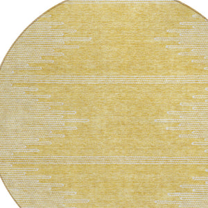 Homeroots 3' Stylish Artichoke Green Ivory Abstract Washable Area Rug For Indoor And Outdoor Spaces 8' Round Polyester 579903