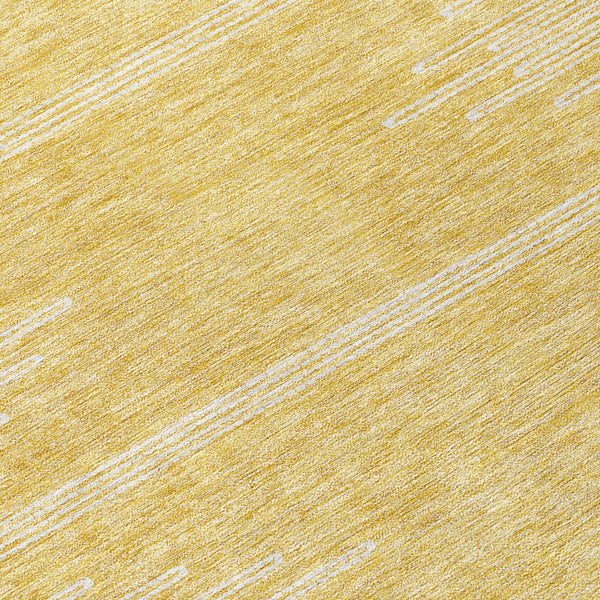 Homeroots 3' Stylish Artichoke Green Ivory Abstract Washable Area Rug For Indoor And Outdoor Spaces 8' Round Polyester 579903