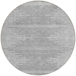 Homeroots 3' Stylish Artichoke Green Ivory Abstract Washable Area Rug For Indoor And Outdoor Spaces 8' Round Polyester 579909