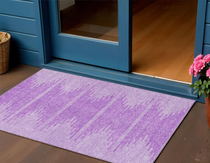 Homeroots 3' Stylish Artichoke Green Ivory Abstract Washable Area Rug For Indoor And Outdoor Spaces 3' X 5' Polyester 579913