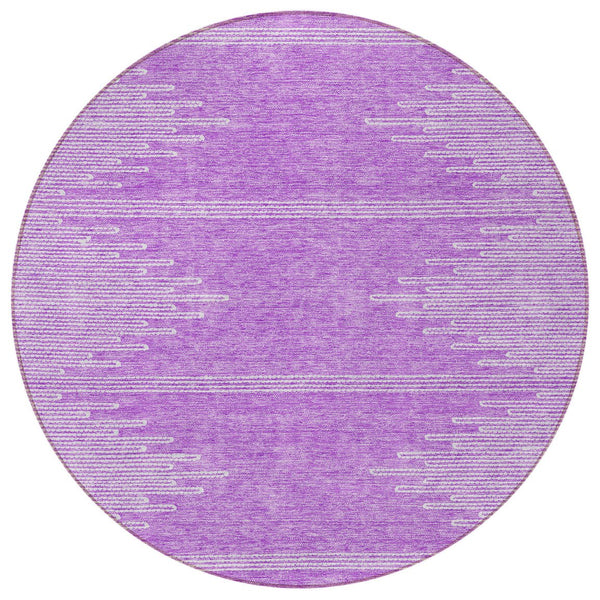 Homeroots 3' Stylish Artichoke Green Ivory Abstract Washable Area Rug For Indoor And Outdoor Spaces 8' Round Polyester 579915