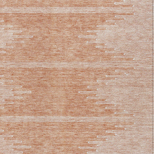 Homeroots 3' Stylish Artichoke Green Ivory Abstract Washable Area Rug For Indoor And Outdoor Spaces 5' X 8' Polyester 579920