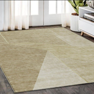 Homeroots 3' Stylish Beige Tan And Ivory Geometric Washable Area Rug For Indoor And Outdoor Spaces 5' X 8' Polyester 579926