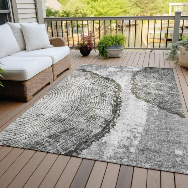 HomeRoots 5' Gray Taupe and Silver Abstract Area Rug - Washable, Durable, and Versatile for Indoor/Outdoor Use 5' X 8' 579938