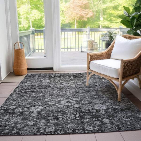 HomeRoots 9' Gray Charcoal and Silver Oriental Rug - Elegant, Durable Indoor/Outdoor Area Rug for Any Space 9' X 12' 579965