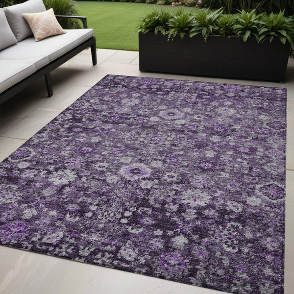 Homeroots 3' Navy Blue And Sky Blue Oriental Washable Rug - Durable Indoor Outdoor Design For Versatile Spaces 5' X 8' Polyester 579980