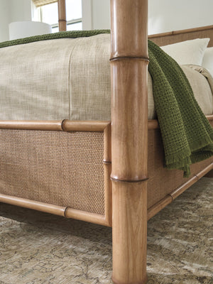Lexington Tommy Bahama Home Islandia Canopy Bed - Elegant West Indies Design With Woven Rattan, Burnished Brass Accents, Relax In Style Sunwashed  579-174c