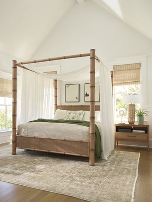 Lexington Tommy Bahama Home Islandia Canopy Bed - Elegant West Indies Design With Woven Rattan, Burnished Brass Accents, Relax In Style Sunwashed  579-174c